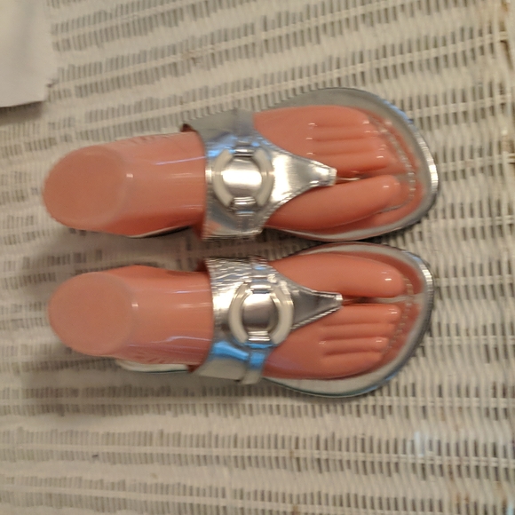 Royal footwear NY sandals - Picture 1 of 6